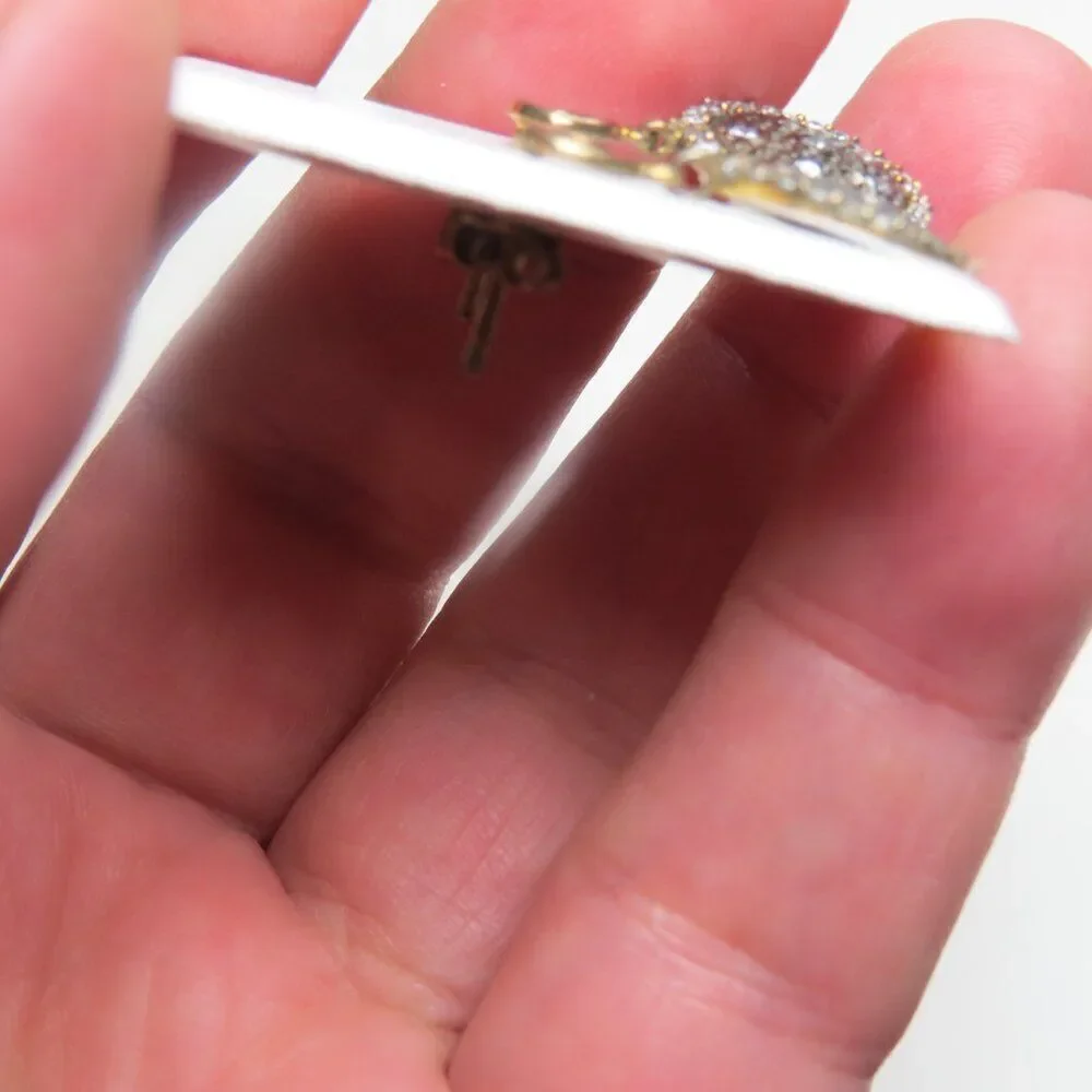 Unbranded sterling silver